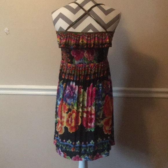 Like new! Floral Dress! - Picture 2 of 3